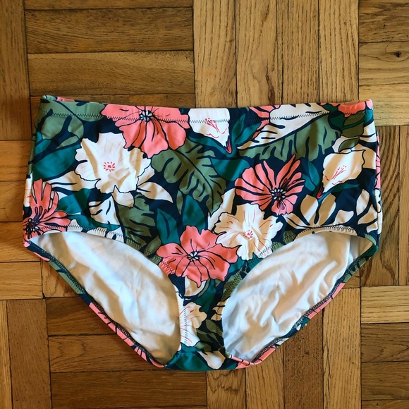 Raisins Other - Plus size floral bikini bottom